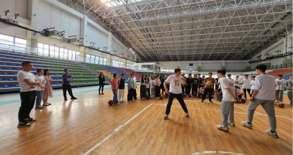 人文基础部党支部“三融四引三服务”深化党建与体育有机融合