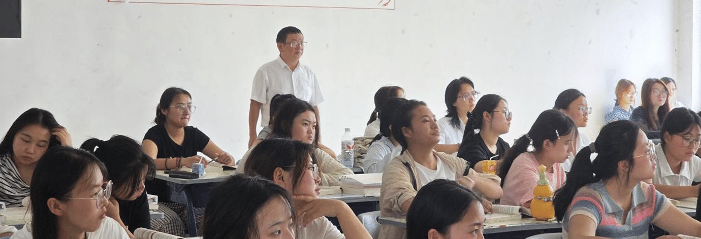 我院组织开展开学第一天教学检查